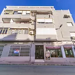 Homely Calle Apolo 公寓 *