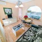 Homely Calle Apolo 公寓 托雷维耶哈
