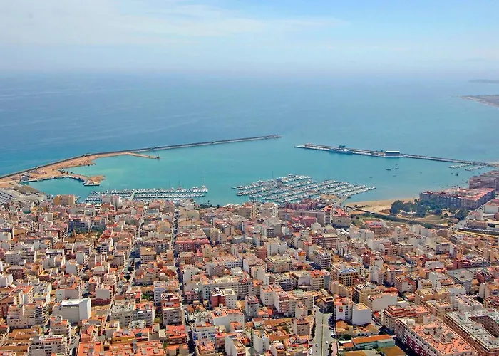 Homely Calle Apolo Torrevieja