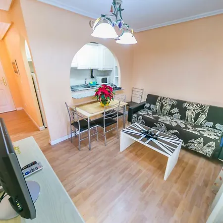 Homely Calle Apolo *