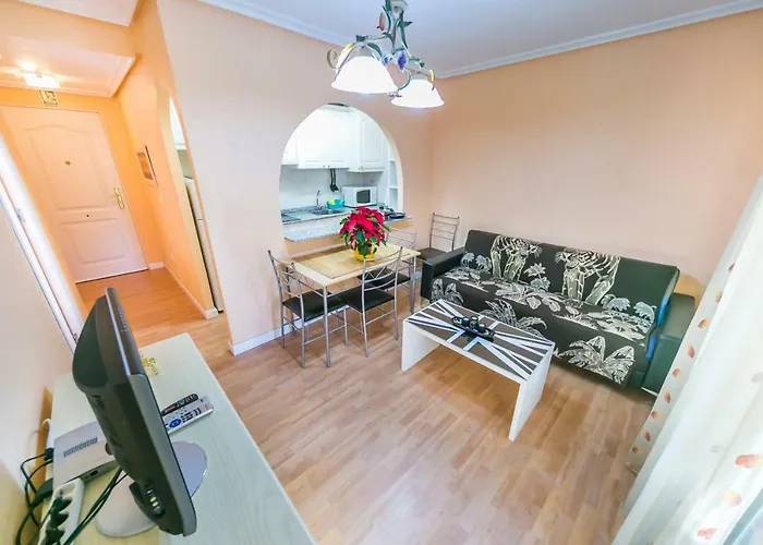 Homely Calle Apolo *